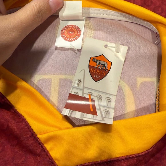 AS Roma Totti #10 Soccer Jersey Qatar Airways Football Shirt Large L New - Picture 5 of 6
